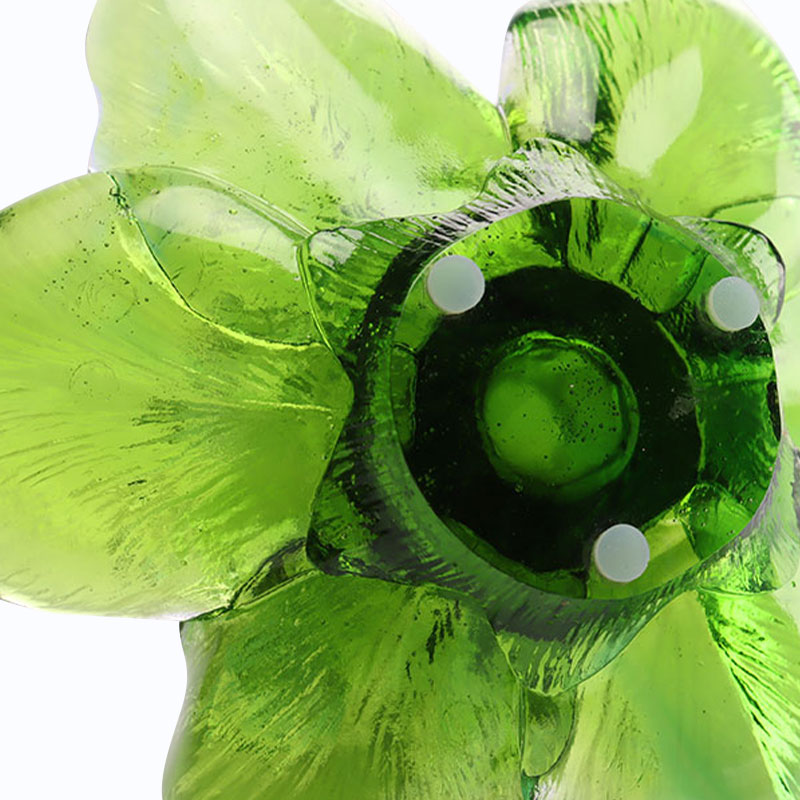 Đế nến hình cánh hoa thủy tinh