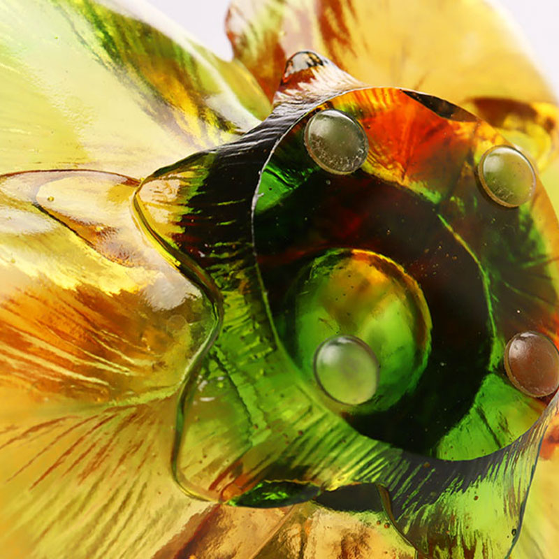 Đế nến hình cánh hoa thủy tinh