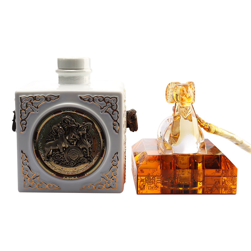 Bộ chai rượu thủy tinh pha lê hình con vật hoàng đạo Trung Quốc