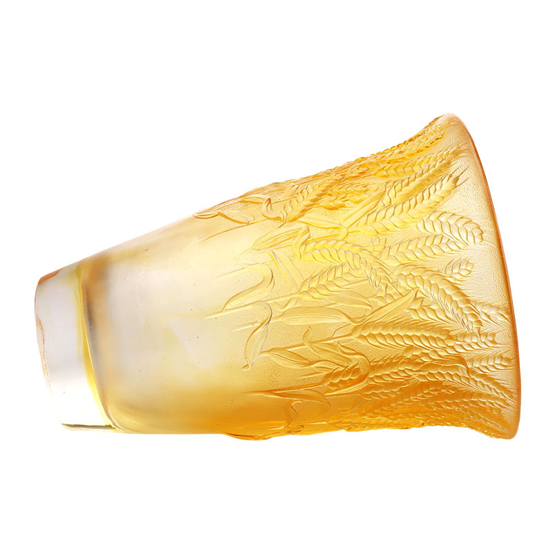 Bình thủy tinh màu hổ phách có tai lúa mì