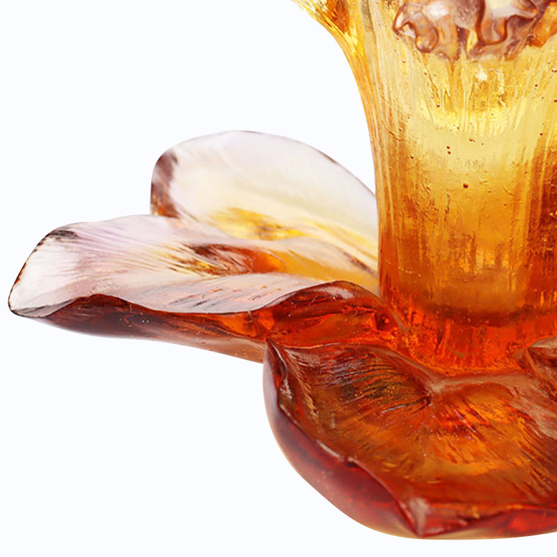 Đế nến hình cánh hoa thủy tinh