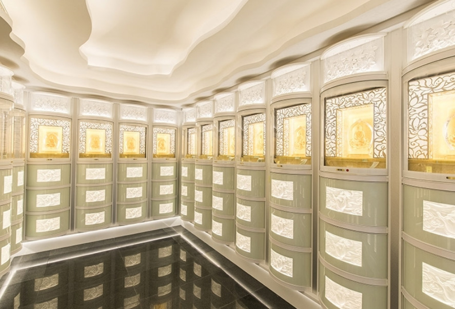 Đang duyệt tác phẩm