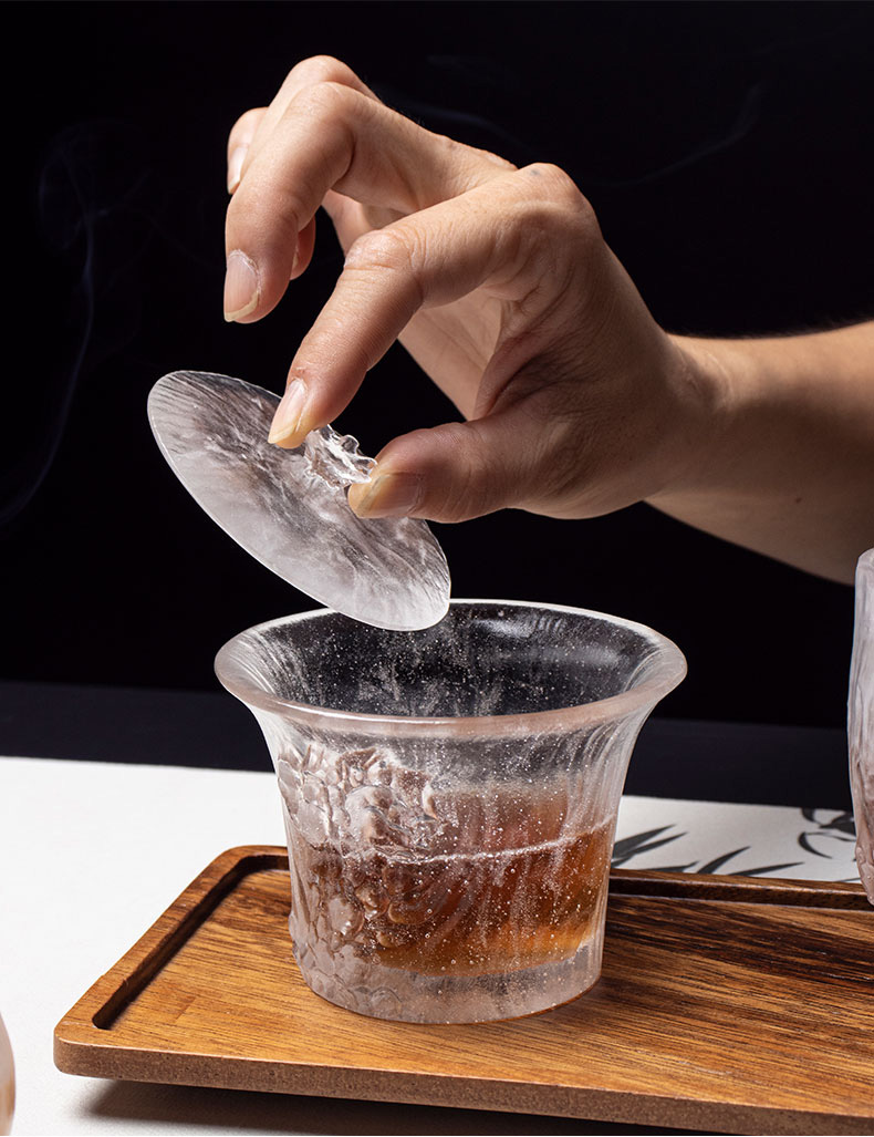 Đang duyệt tác phẩm