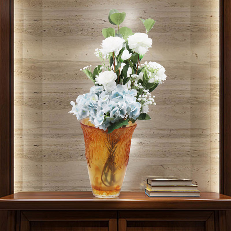 Bình thủy tinh màu hổ phách có tai lúa mì