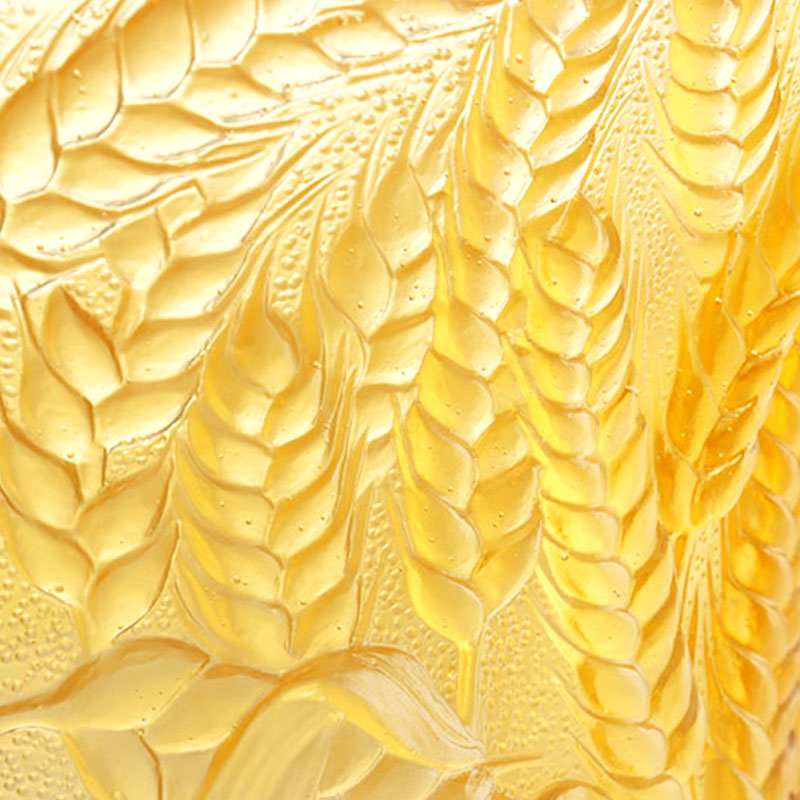 Bình thủy tinh màu hổ phách có tai lúa mì