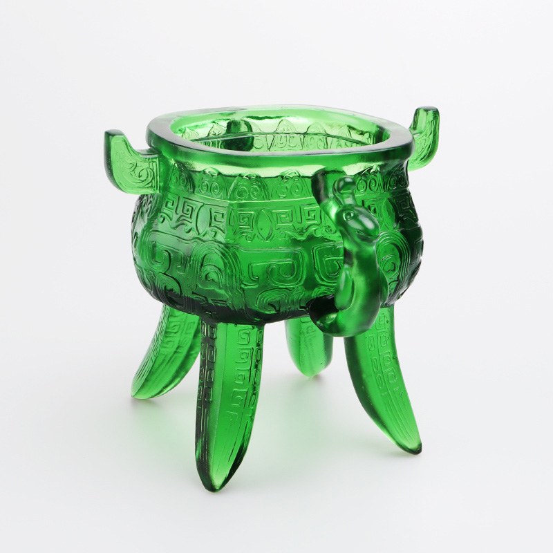 Chân máy bằng thủy tinh pha lê màu xanh ngọc lục bảo có tay cầm hình tai